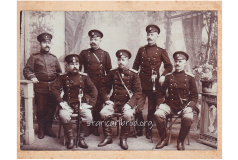 Полковник Пачев с офицери.