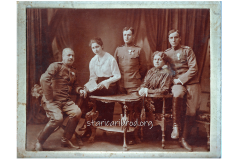 016_Polkovnik_Pachev_with_the_family_4
